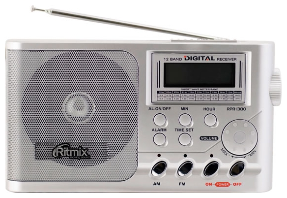 Радиоприемник Ritmix RPR-1380 белый